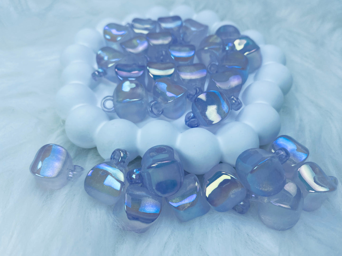 【A032】輝きの宝石箱  高品質カン付アクリルビーズ